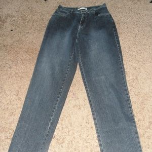 Bill Blass Women's Jeans size 8  043